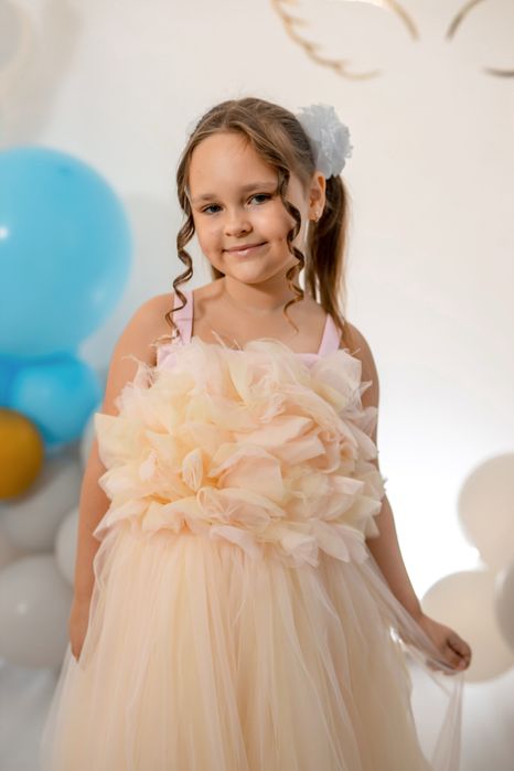 Пишне плаття. Плаття на випуск