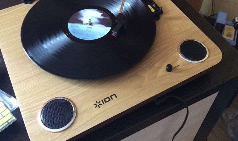 Gramofon ION Max LP