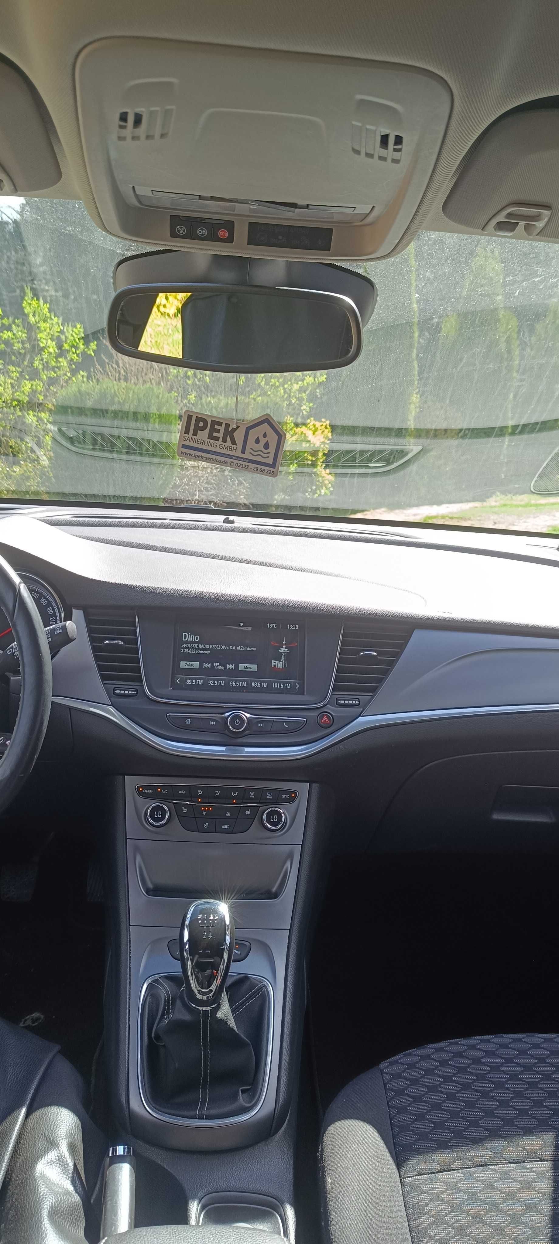 Astra k Turbo benzyna 2016