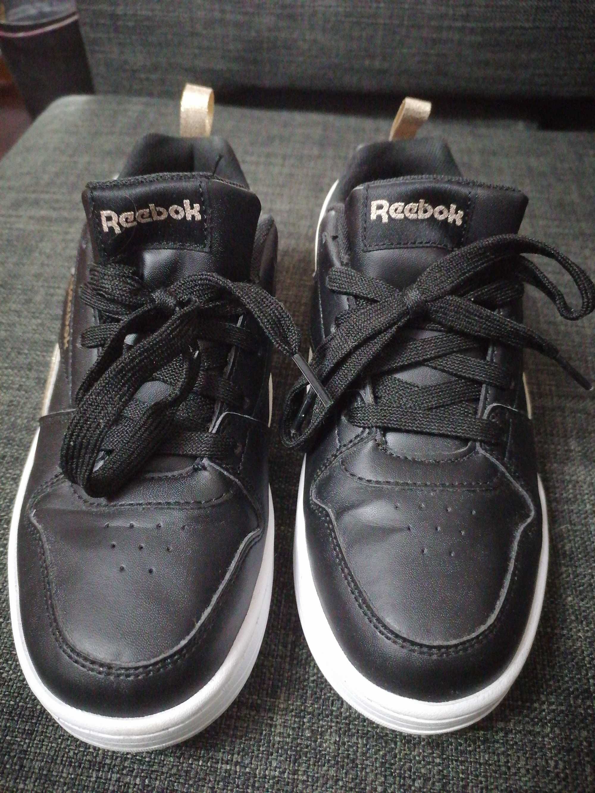 Tênis Reebok de senhora