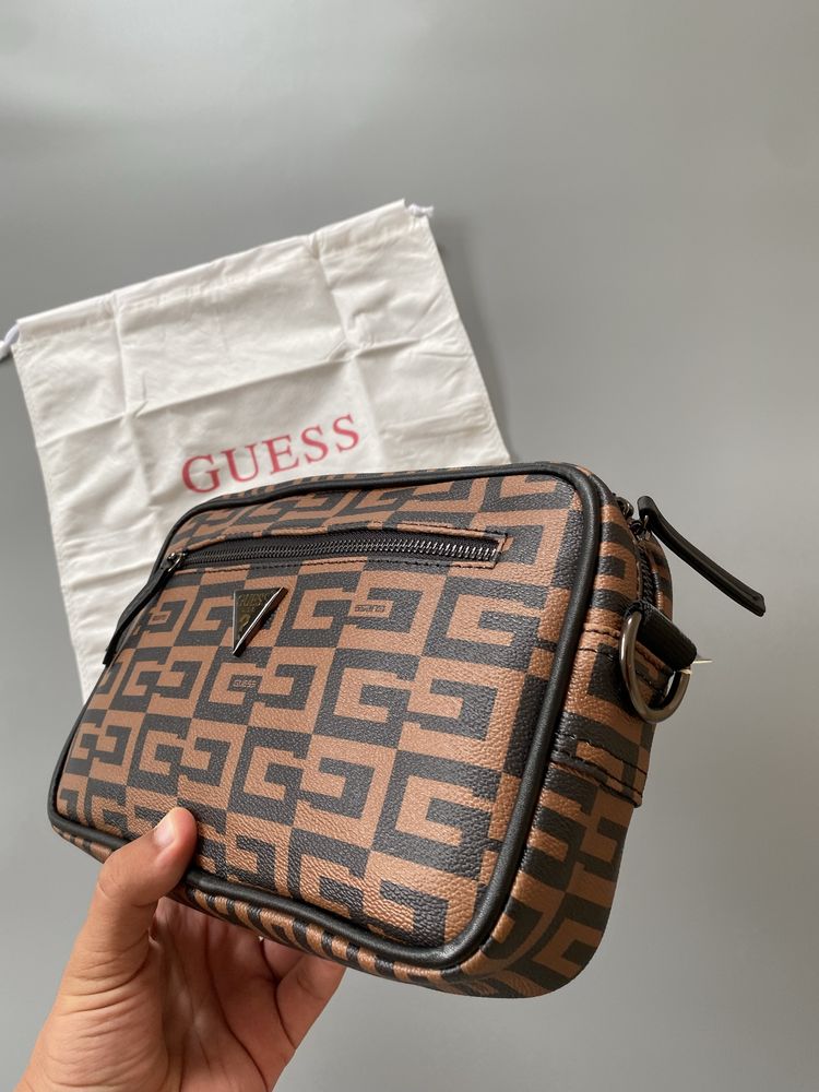 Чоловіча мужская сумка guess