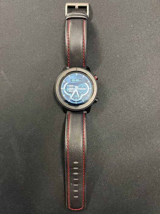 Zegarek Smartwatch dotykowy z zaawansowanymi funkcjami