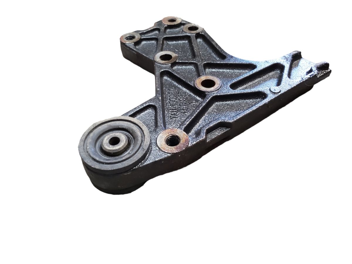 Кронштейн коробки 2.0L I4 8V TCIE Land Rover Freelander I разборка