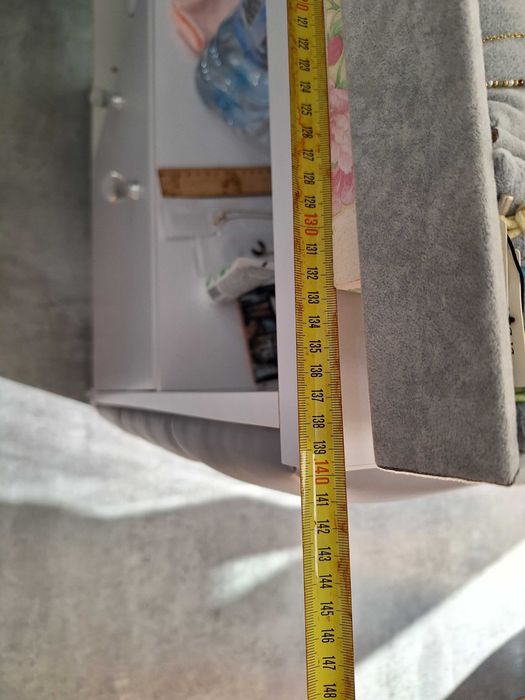 Lada sklepowa Glamour 140x 96 x 50