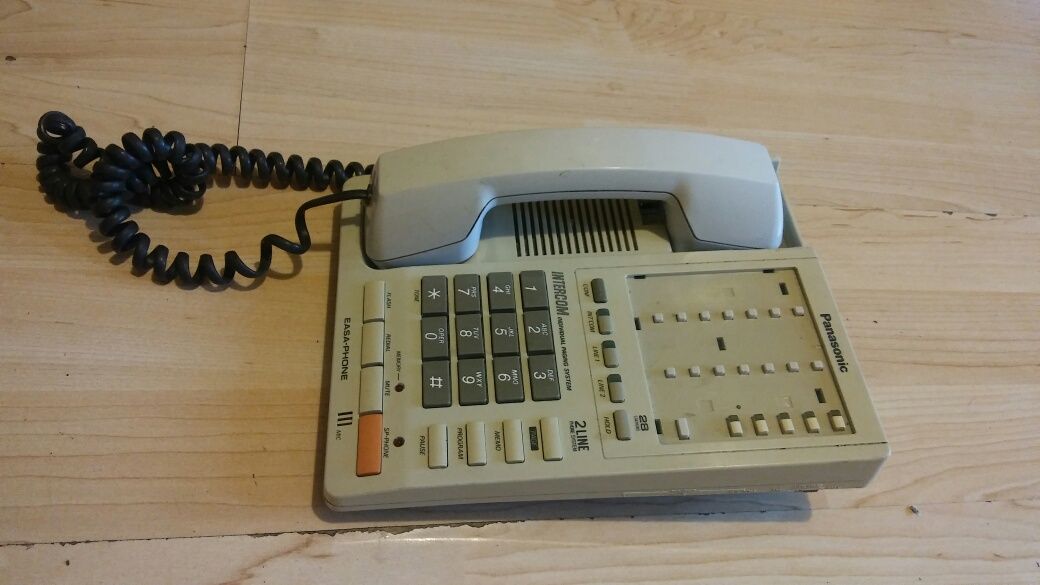 Telefon stacjonarny