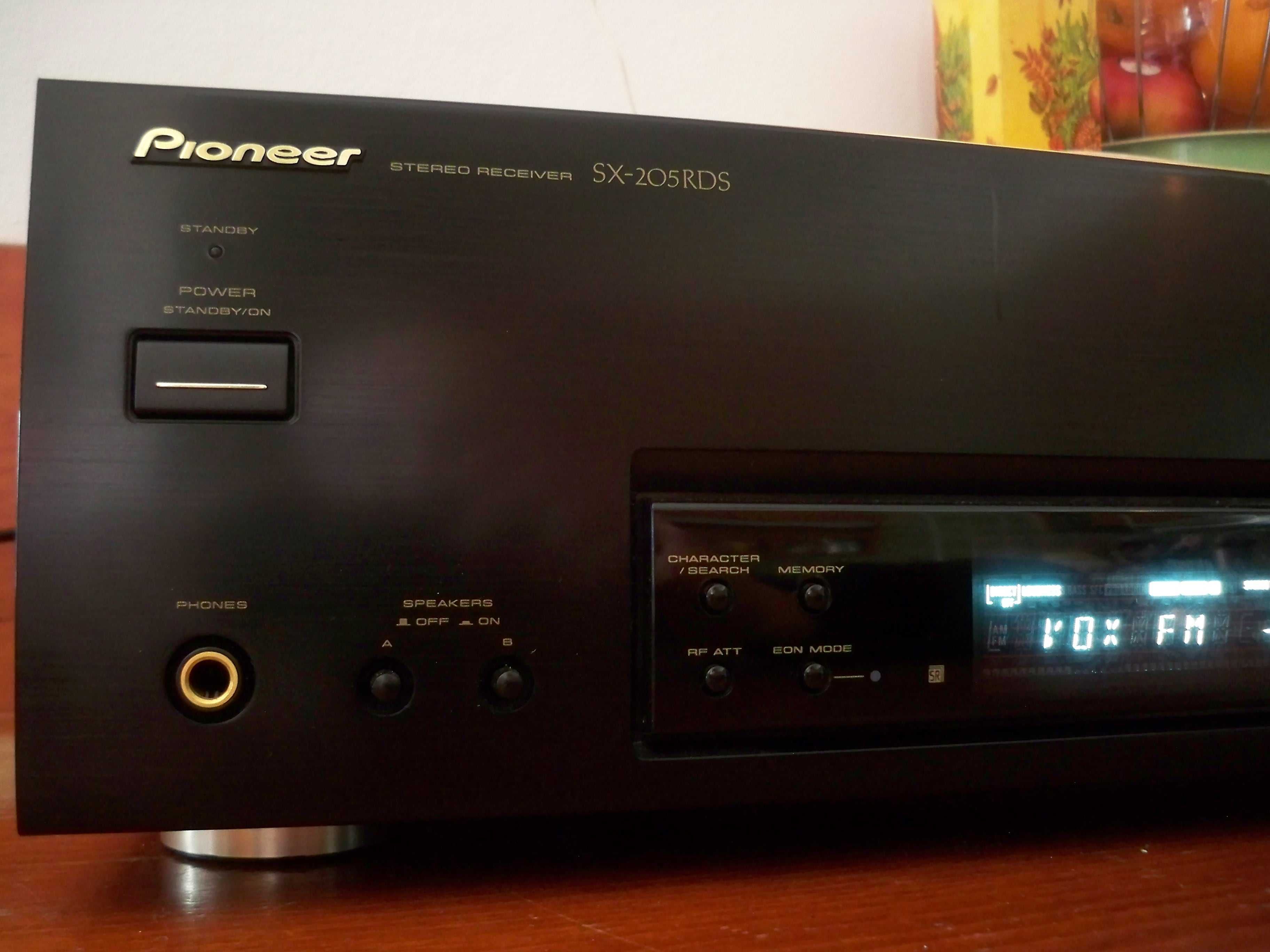 amplituner Pioneer SX-205RDS, pochyłe logo, stan bdb