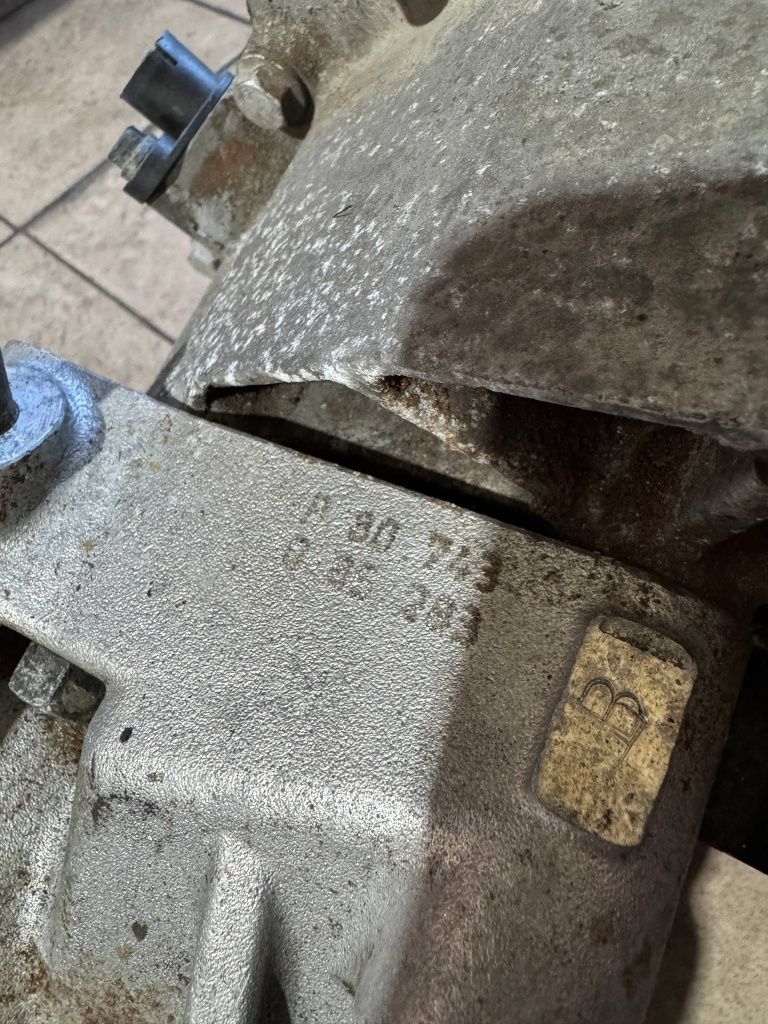 Vw transporter skrzynia biegów KLF z reduktorem 4 motion