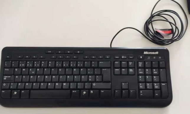 Teclado Microsoft wired keyboard 600