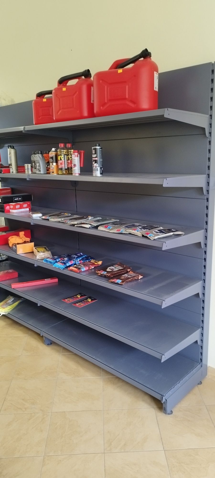 Regały magazynowe
