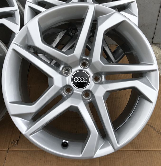 Диски поштучно R18 5x112 Audi Q5 80A601025BD