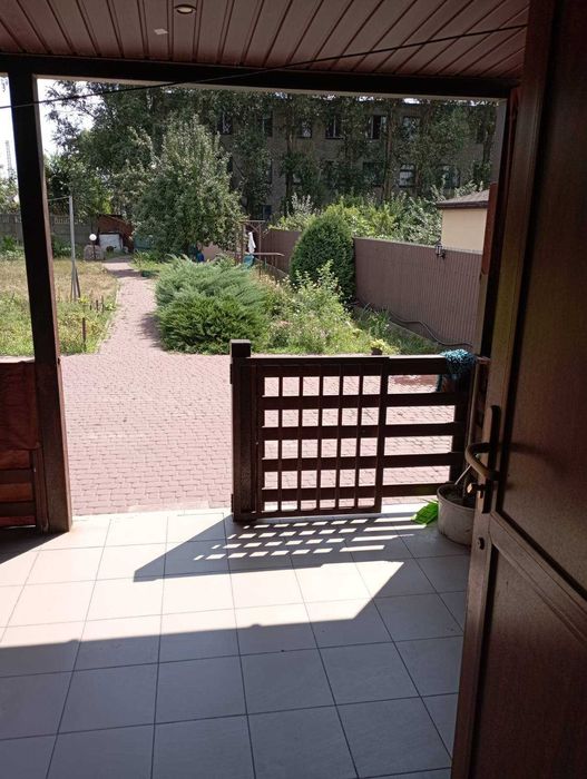 Продам дом с ремонтом в Яворницком (Илларионово). Зайти и жить