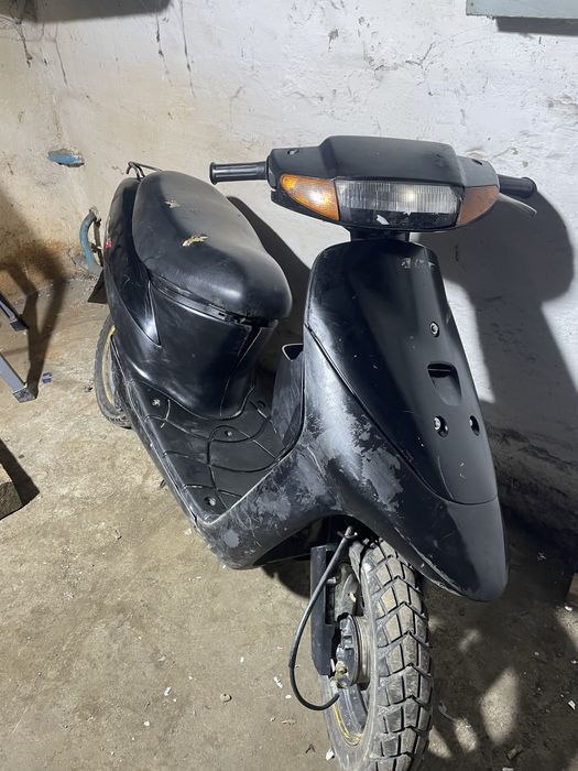 Продам скутер  suzuki lest 2