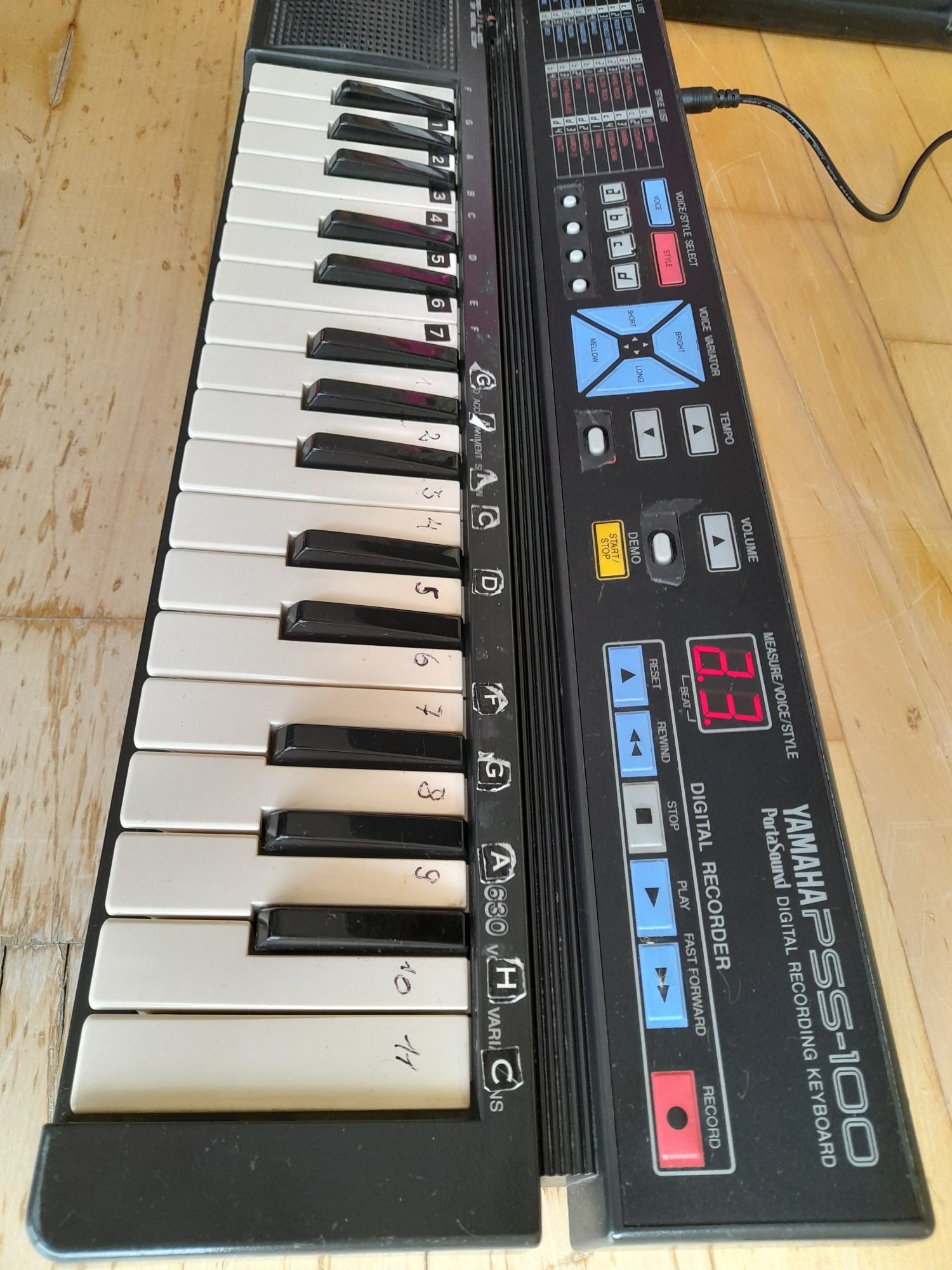 Keyboard Yamaha pss 100 vintage