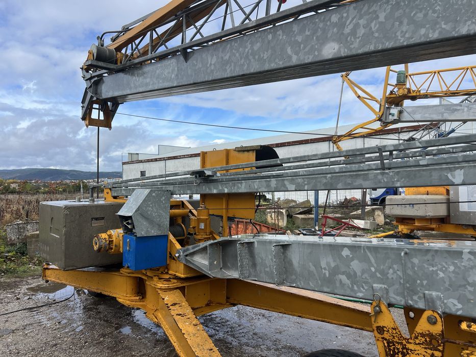 Grua hidraulica 24 metros