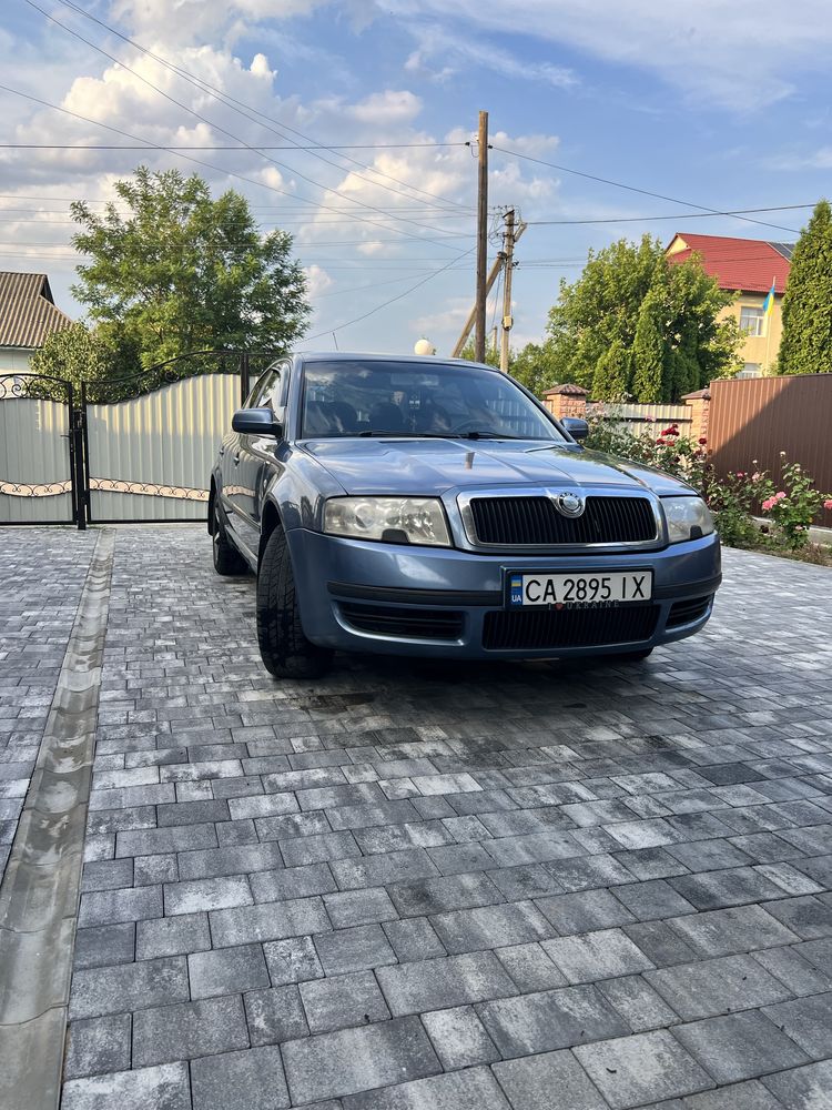 Авто SkodaSUPERB