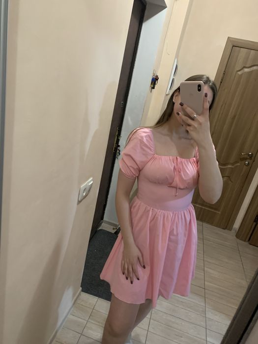 Рожеве плаття міні