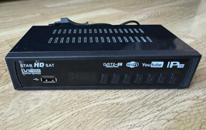 Приставка тюнер Star HD Sat T2 DVB-T8000 new