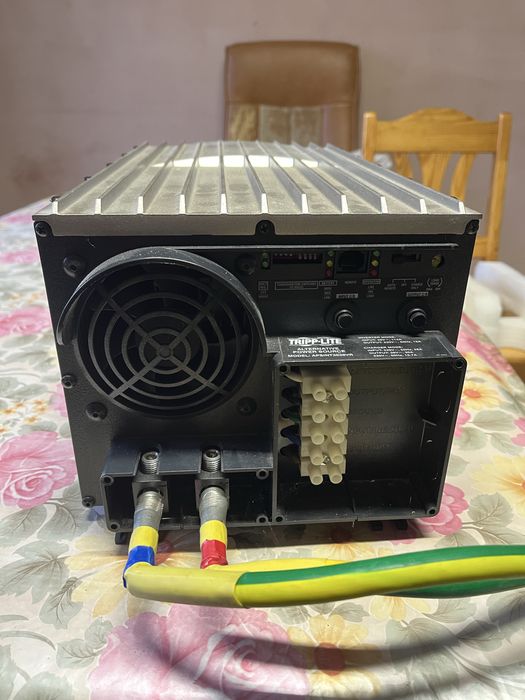 Преобразователь/зарядное устройство 3600В, 36В/230В