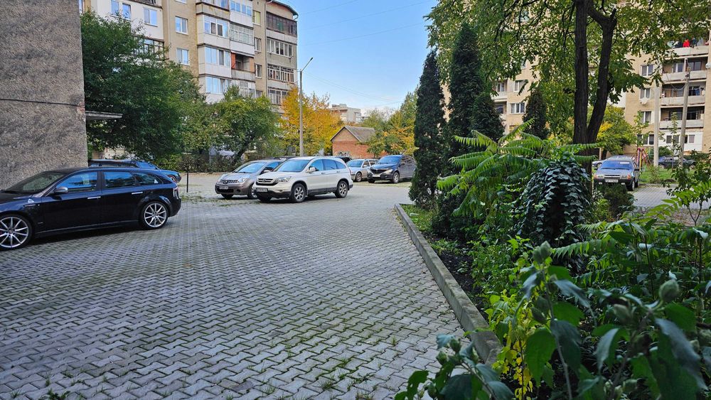 Продається перспективне комерційне приміщення, не діюча сауна, 164м.