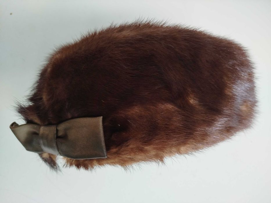 Czapka futrzana damska Retro  z kokardą