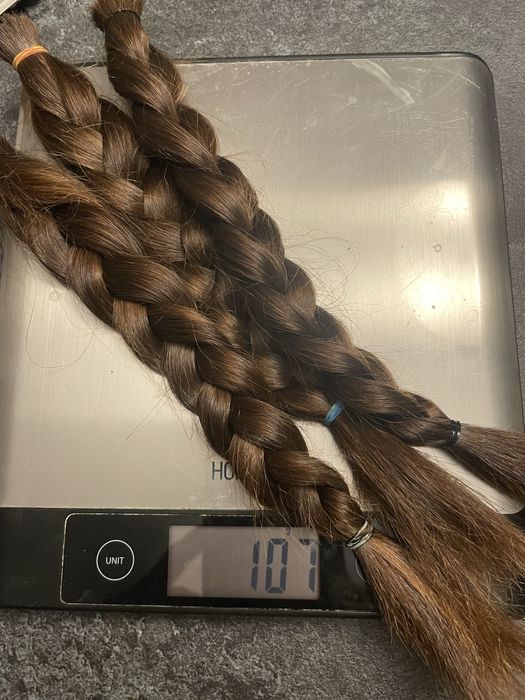 Wlosy dziewicze naturalne.