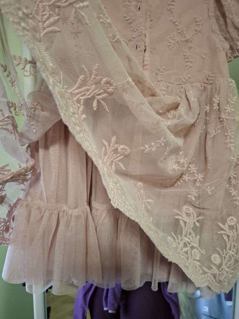 Elegancka sukienka od Newbie 92