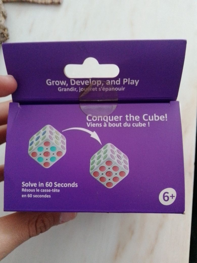 "Cube-Tastic!" NOVO por abrir