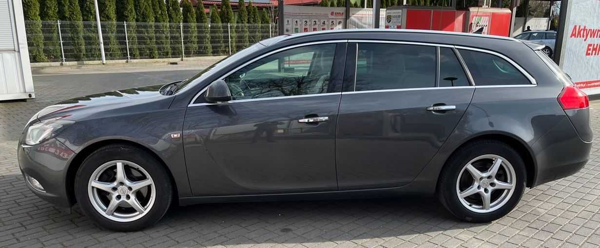 Opel Insignia 2.0 CDTI Kombi 2009 r.