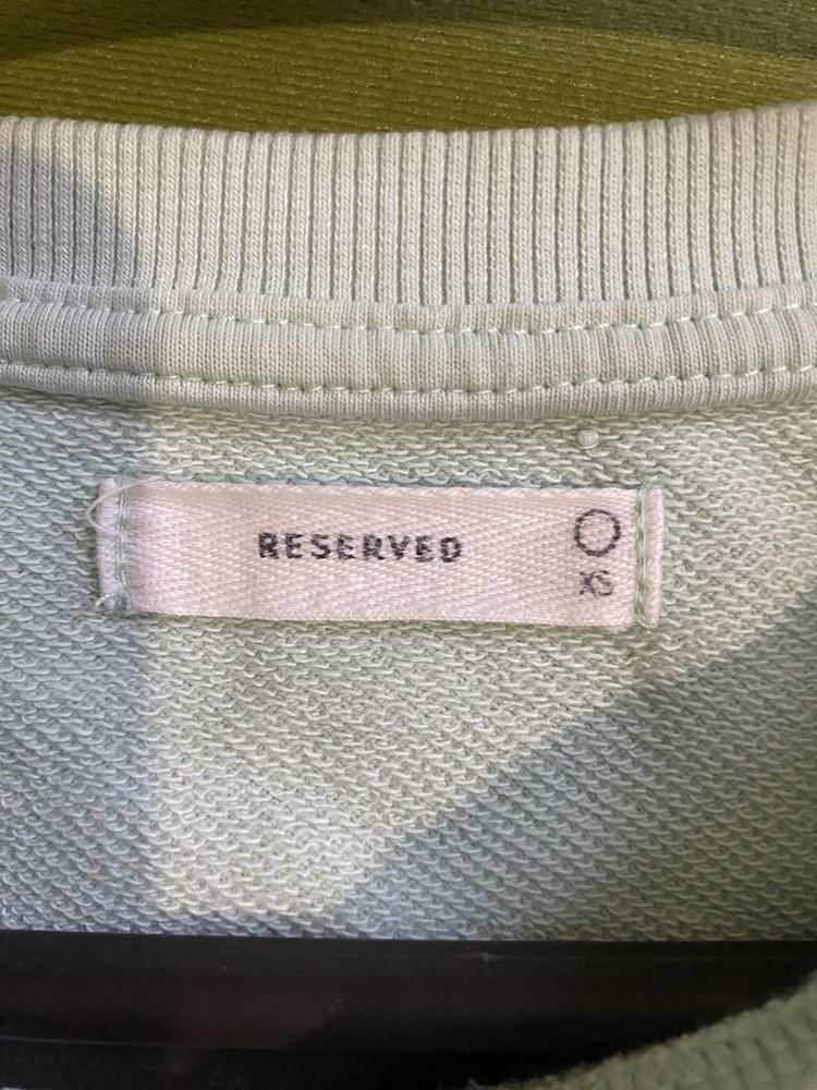 Світшот Reserved