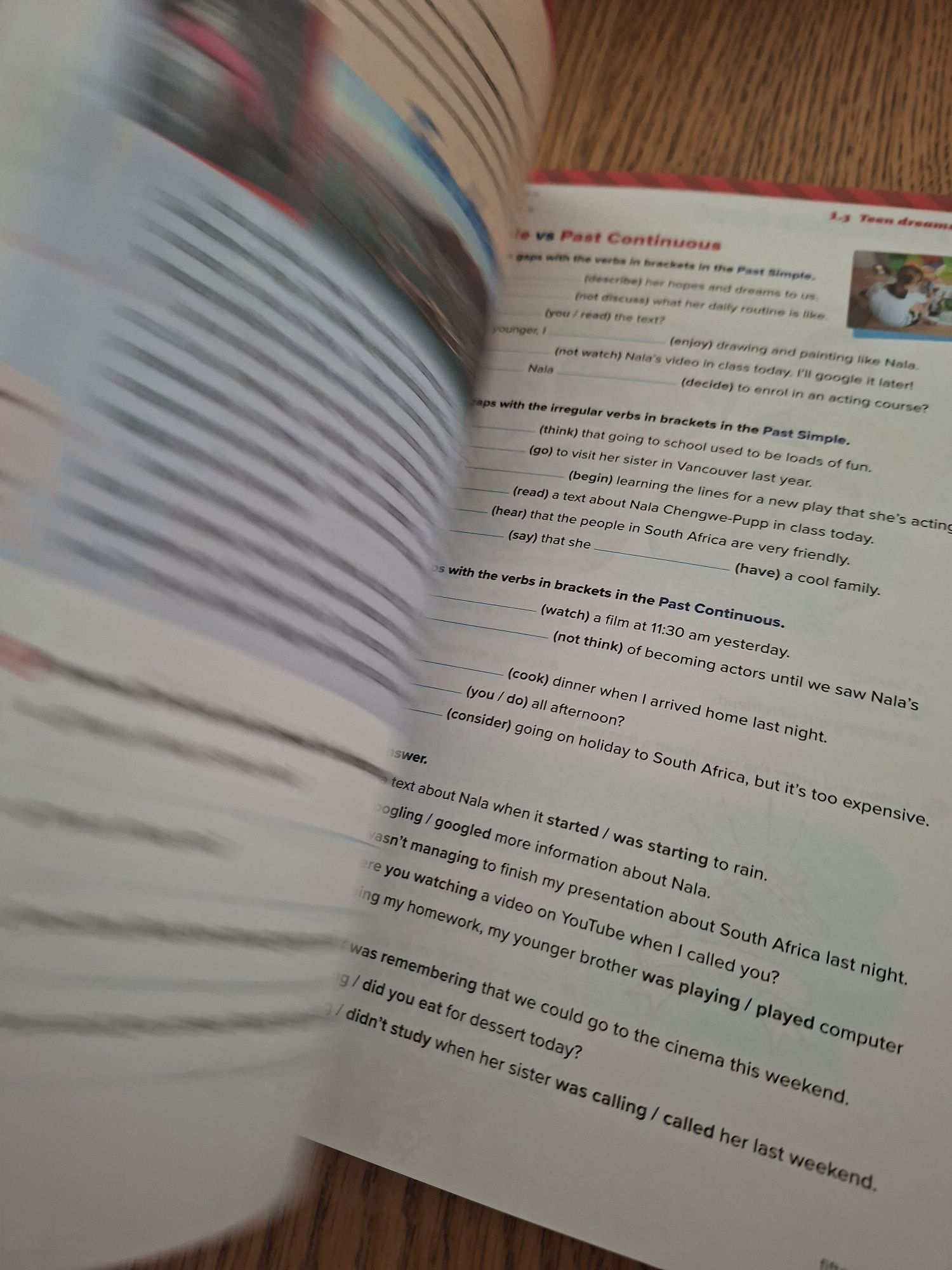 Livro de fichas Engaging 8 novo