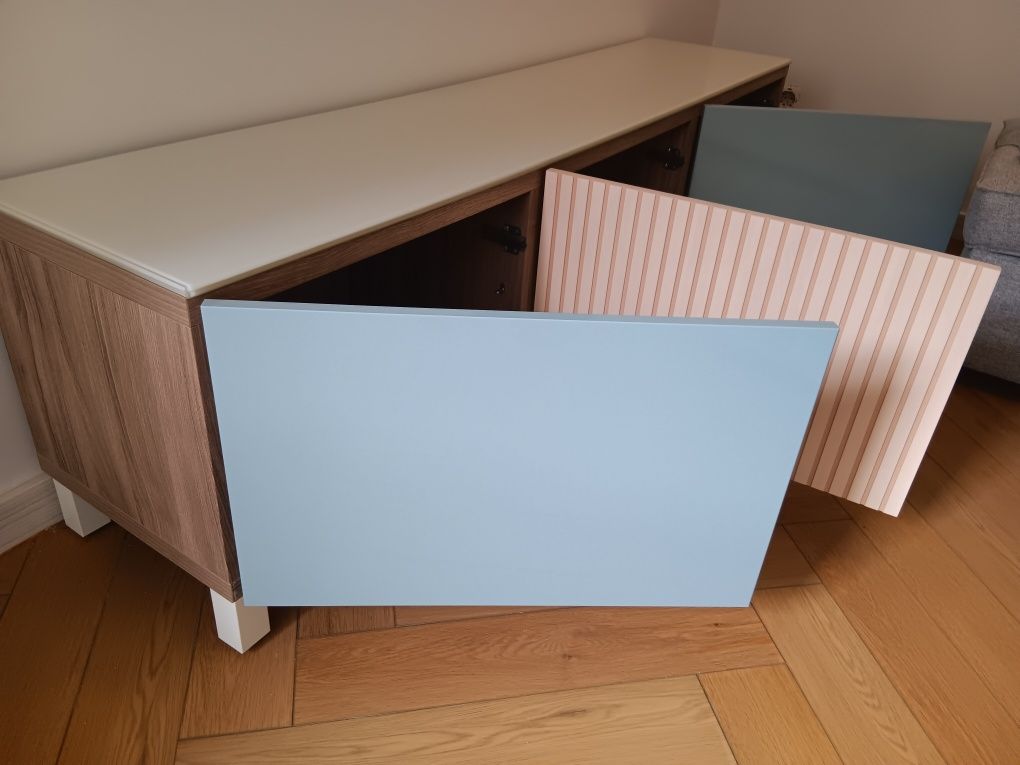 Movel TV ikea c/portas 180x42x38cm
