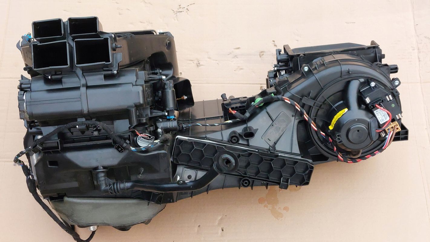 Vw Touran Ii 10-15r Nagrzewnica Wentylator Obudowa Klimatronik 1tkk