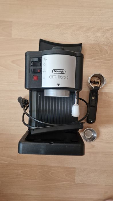 Ekspres do kawy DeLonghi Caffe Treviso
