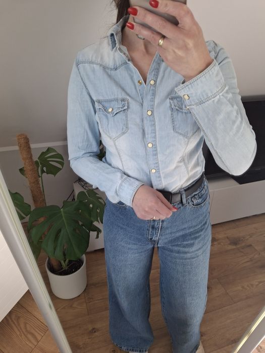 Rozmiar S, jasna bawełniana damska koszula jeansowa