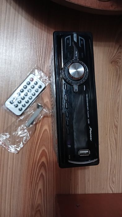 Автомагнітла Pioneer