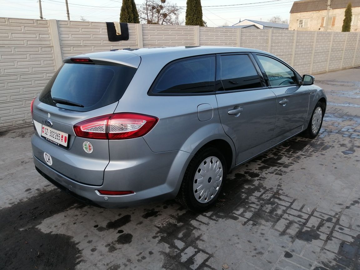 Форд мондео 1.6 дизель 2013 рік.