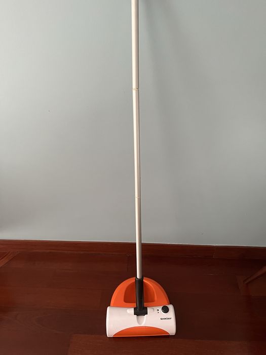Aspirador vertical Silvercast a bateria