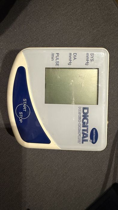 Sprzedam uszkodzony cisnieniomierz