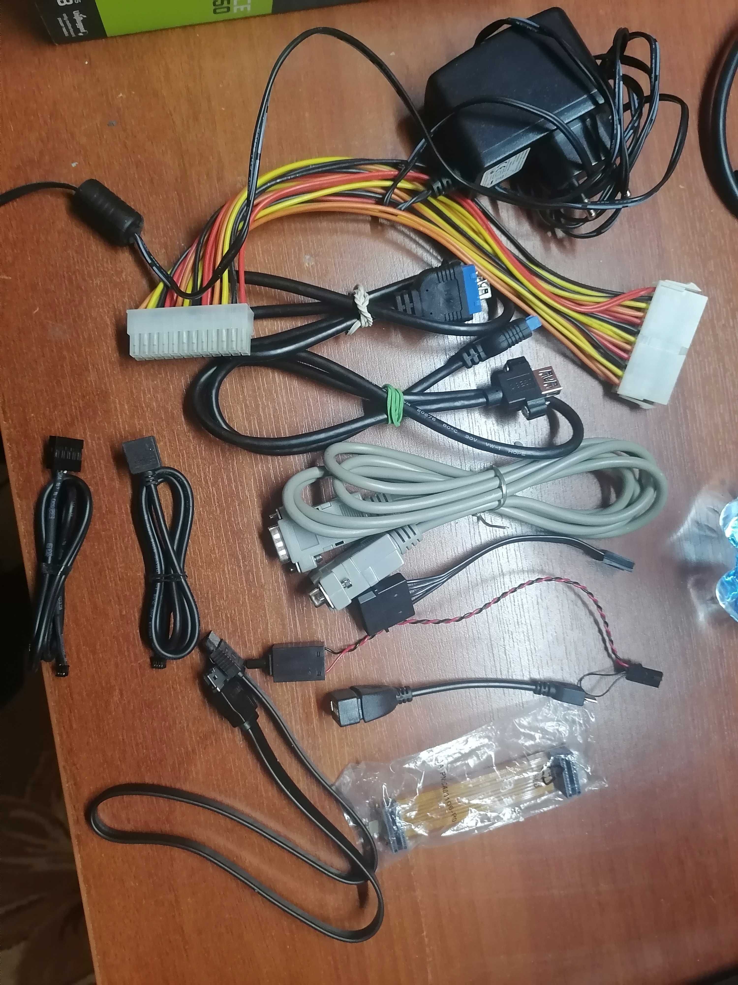 Kabel/ kable zasilające, DP, VGA, SATA oraz inne
