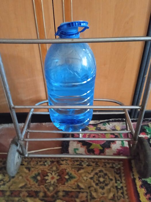 Тележка на колёсах (кравчучка)