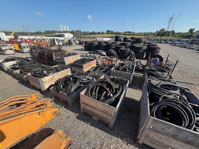 Wąż hydrauliczny nowy skrzyniopaleta do maszyn