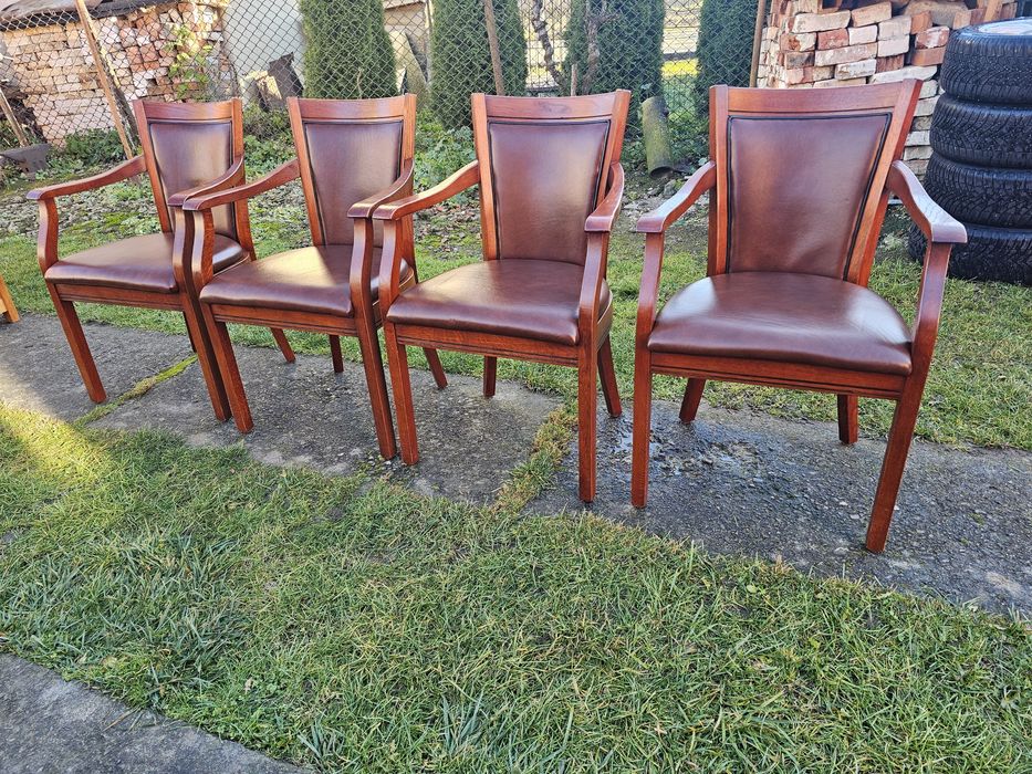 Крісло дерев'яне шкіряне дубові