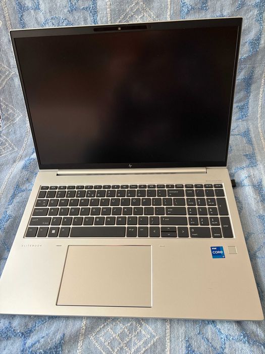 Hp EliteBook 860 G10 16" i7-1355U 32GB 1TB Win11