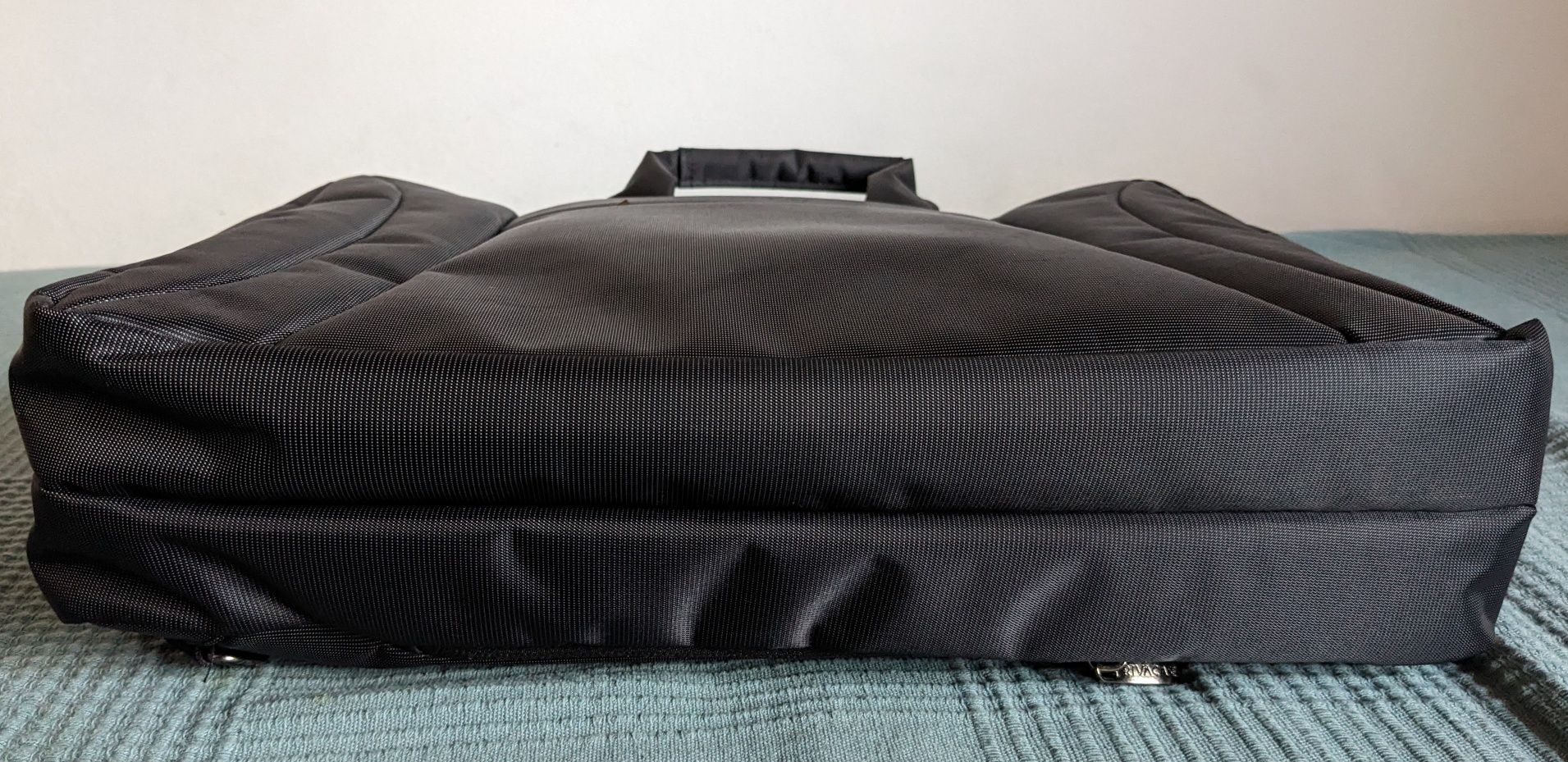 Rivacase Central 8290 16" torba-plecak na laptopa