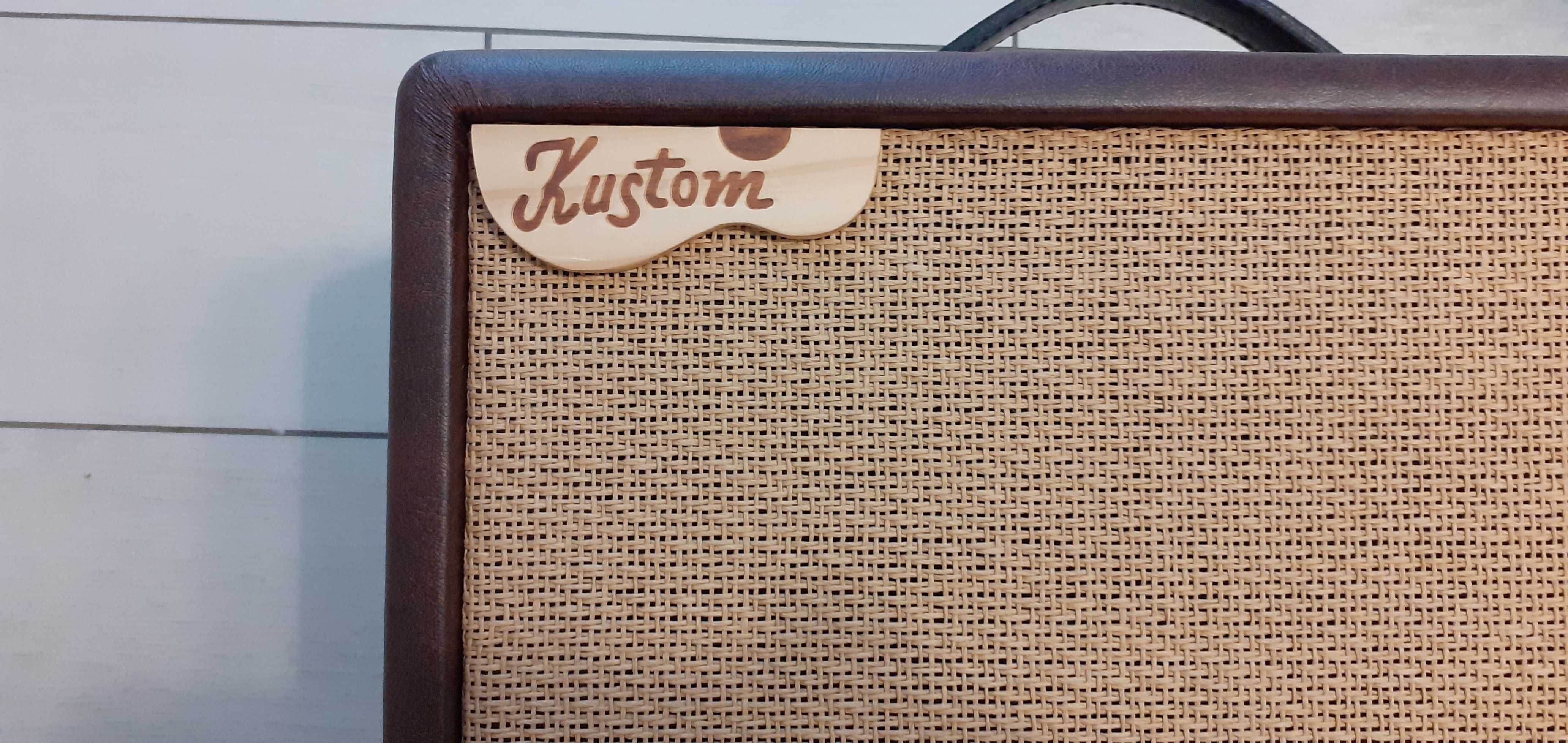 Piękny wzmacniacz do gitary elektroakustycznej KUSTOM ,stan idealny !!