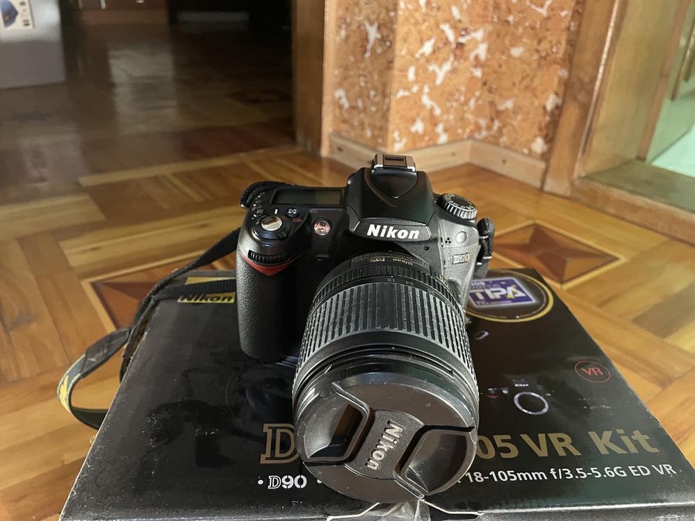 Nikon d90 18-105 vr Kit