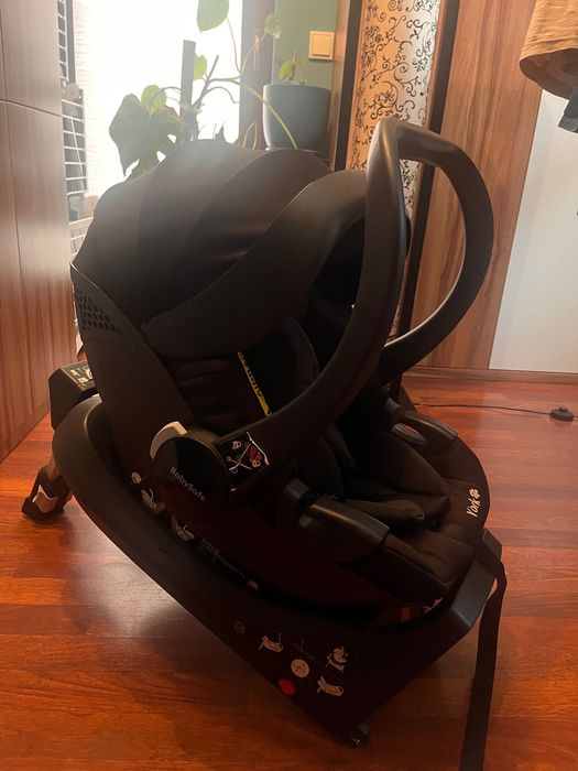 Fotelik samochodowy + baza isofix