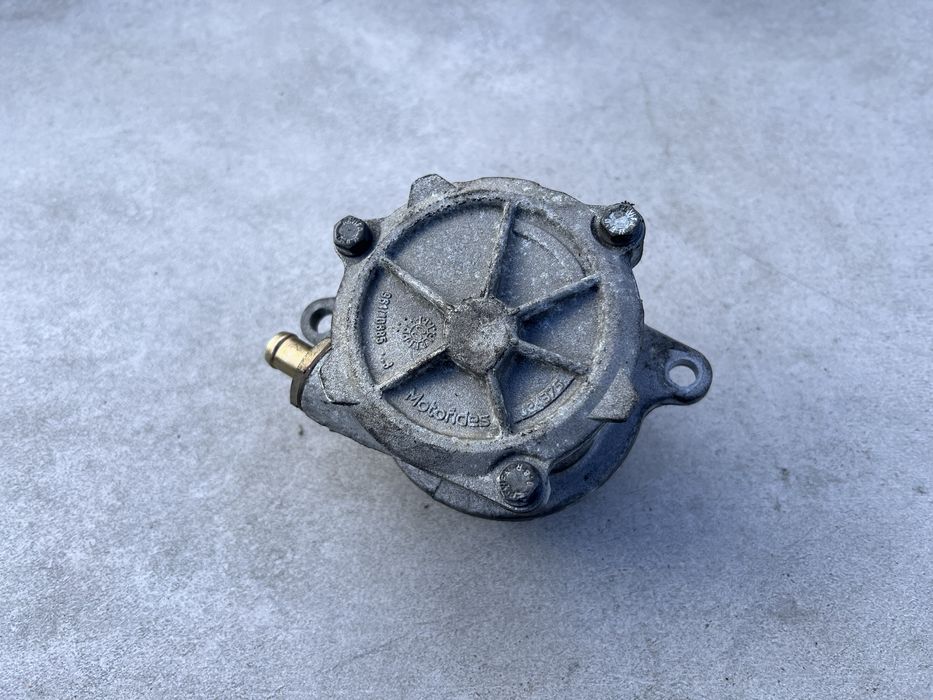 Вакуумний Насос M57 M47 M51 М41 БМВ Е46 Е39 Е38 Е36 Вакуумный Тормозів