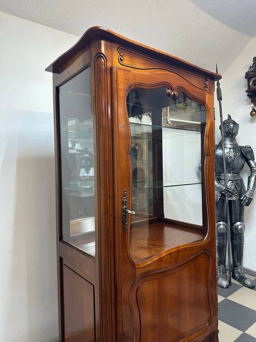 Вітрина сервант 3662 дерево витрина 3661