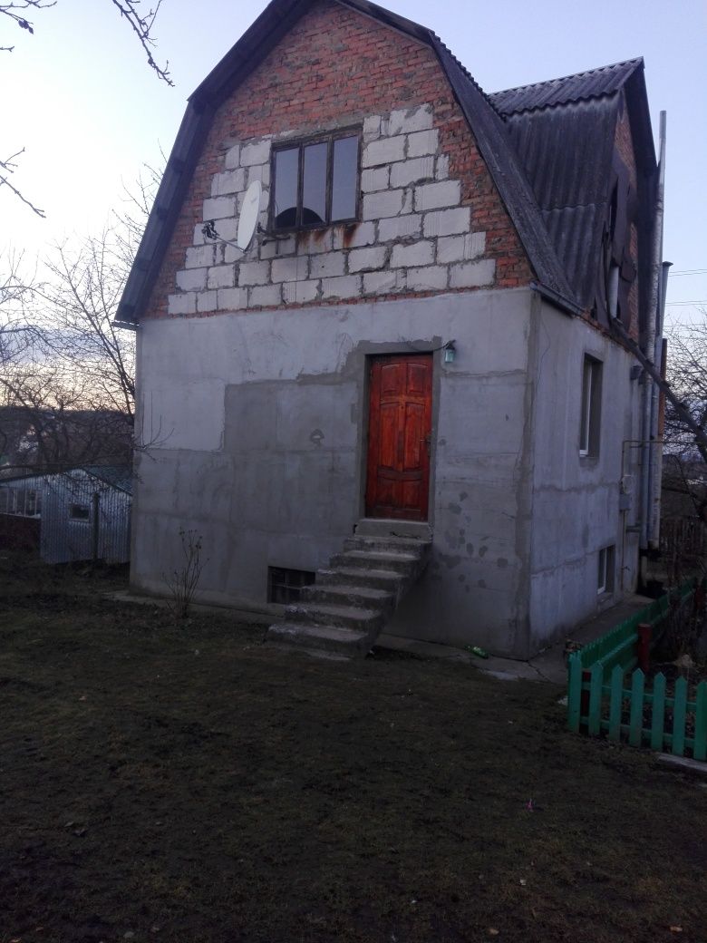 Продам будинок Лезнево-1